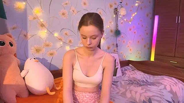 BeckyDwinell online show from 13, 2, 2025