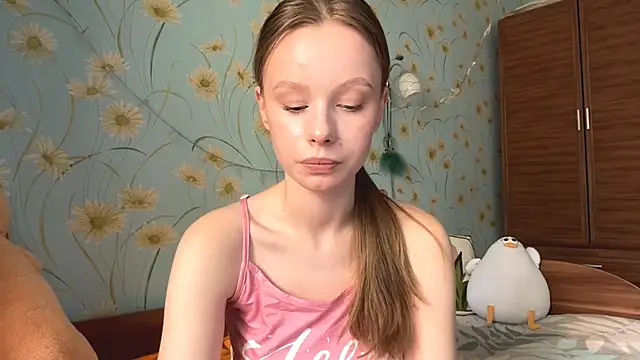 BeckyDwinell online show from 22, 3, 2025
