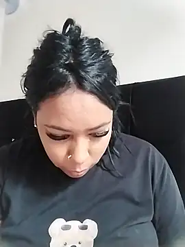 emma purple  online show from 24, 11, 2025