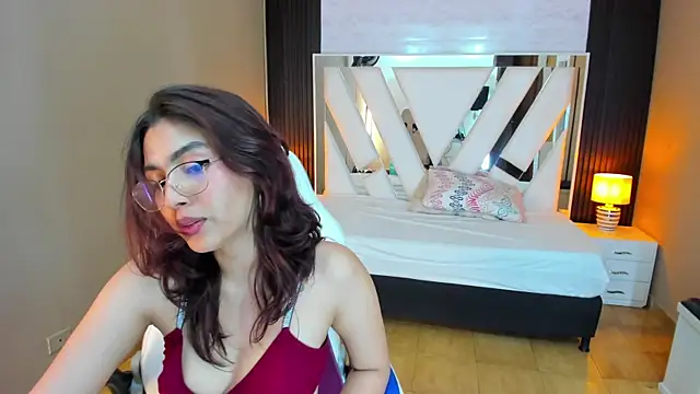 Snapshot of Cristin_Petite chatting on 12, 2, 2025 Cristin Petite online show from 12, 2, 2025