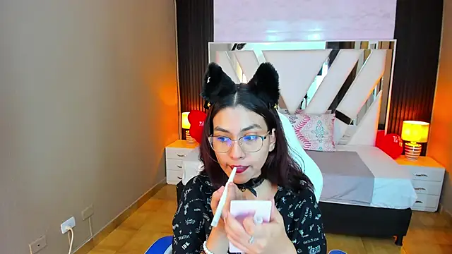 Snapshot of Cristin_Petite chatting on 17, 2, 2025 Cristin Petite online show from 17, 2, 2025