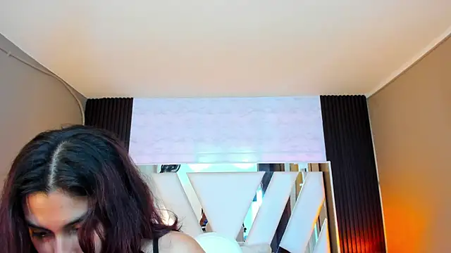 Snapshot of Cristin_Petite chatting on 10, 3, 2025 Cristin Petite online show from 10, 3, 2025