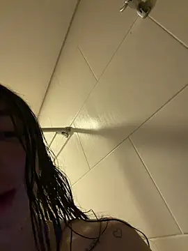 alejandra jonees online show from 3, 2, 2026