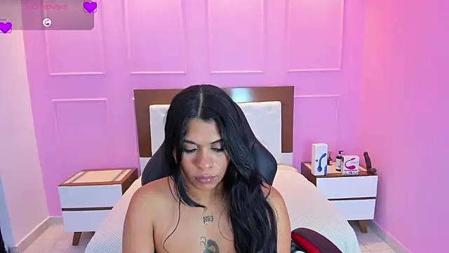 Snapshot of LINDSAY_MARIN2 chatting on 17, 3, 2025 LINDSAY MARIN2 online show from 17, 3, 2025