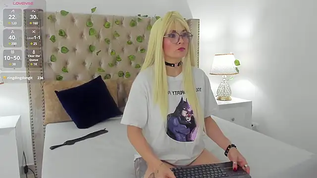 Snapshot of CandieGilson__ chatting on 17, 2, 2025 CandieGilson online show from 17, 2, 2025