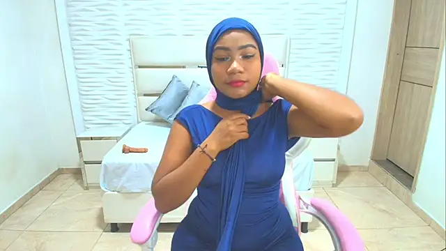 Zafira kazenn online show from 17, 2, 2025