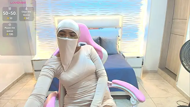 Zafira kazenn online show from 7, 3, 2025
