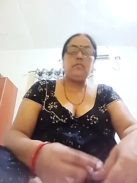 Kiyara8 online show from 3, 10, 2025