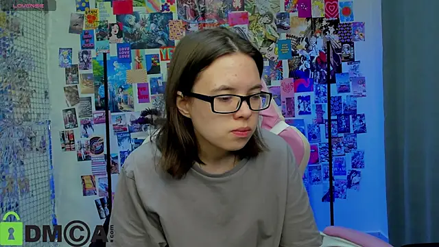 Snapshot of Chio_Mio chatting on 3, 10, 2025 Chio Mio online show from 3, 10, 2025