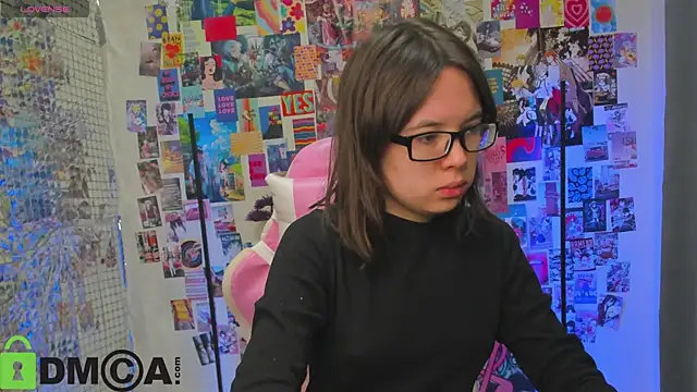 Snapshot of Chio_Mio chatting on 14, 10, 2025 Chio Mio online show from 14, 10, 2025