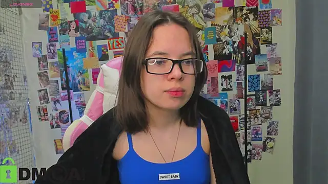 Snapshot of Chio_Mio chatting on 15, 10, 2025 Chio Mio online show from 15, 10, 2025