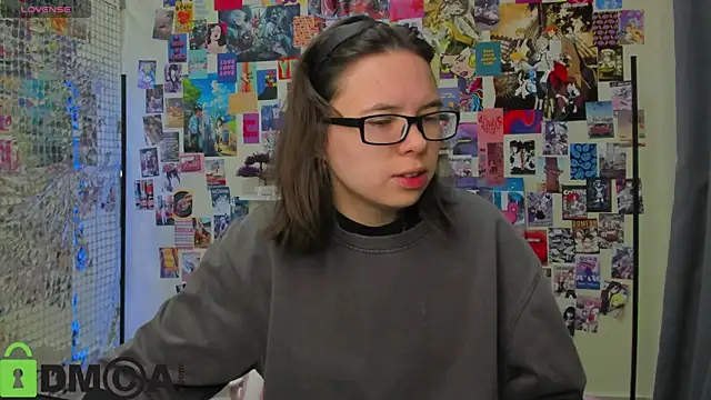 Snapshot of Chio_Mio chatting on 18, 10, 2025 Chio Mio online show from 18, 10, 2025