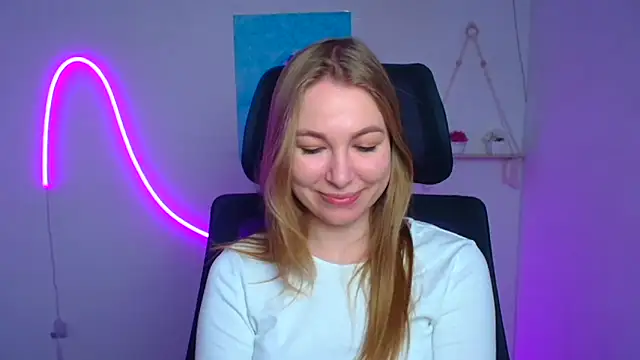 Snapshot of Dana_flowers chatting on 23, 2, 2026 Dana flowers online show from 23, 2, 2026