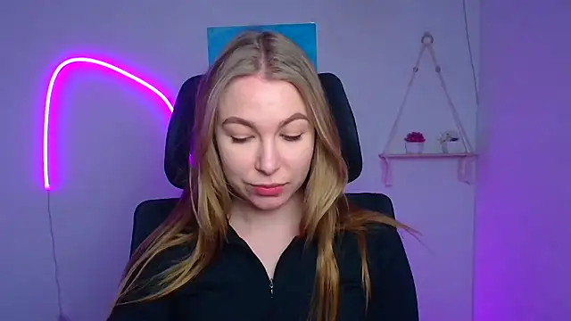 Snapshot of Dana_flowers chatting on 24, 2, 2026 Dana flowers online show from 24, 2, 2026