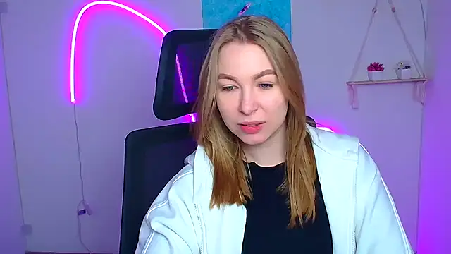 Snapshot of Dana_flowers chatting on 11, 3, 2026 Dana flowers online show from 11, 3, 2026