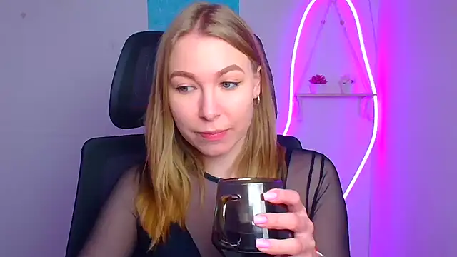 Snapshot of Dana_flowers chatting on 25, 3, 2026 Dana flowers online show from 25, 3, 2026