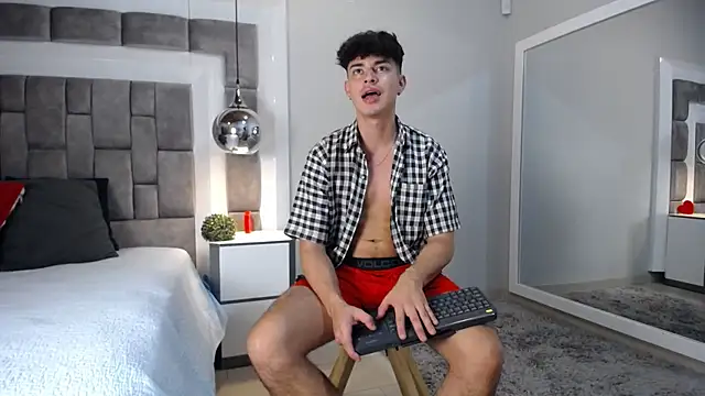 Snapshot of DrakeCollinss chatting on 19, 2, 2025 DrakeCollinss online show from 19, 2, 2025