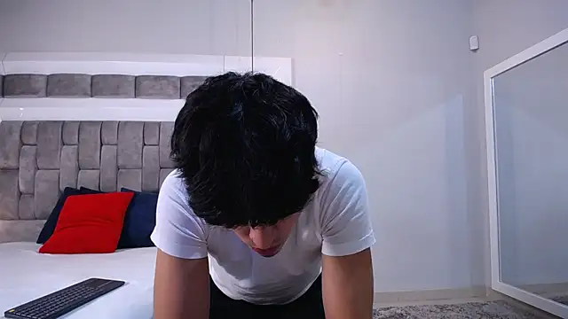 Snapshot of DrakeCollinss chatting on 24, 2, 2025 DrakeCollinss online show from 24, 2, 2025