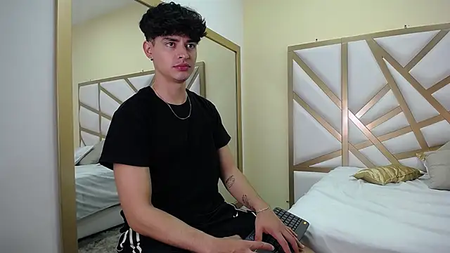 Snapshot of DrakeCollinss chatting on 13, 3, 2025 DrakeCollinss online show from 13, 3, 2025