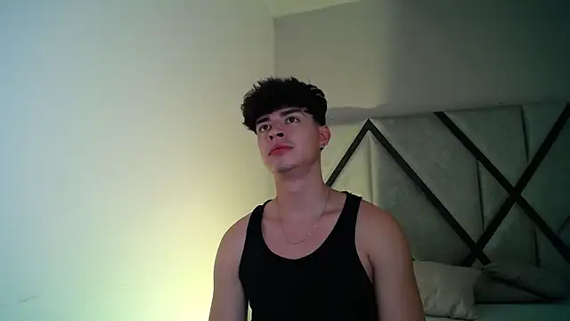 Snapshot of DrakeCollinss chatting on 17, 3, 2025 DrakeCollinss online show from 17, 3, 2025