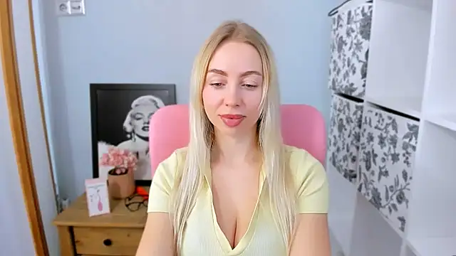 Snapshot of MargaritaRose chatting on 2, 3, 2026 MargaritaRose online show from 2, 3, 2026