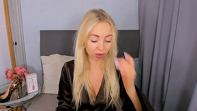 Snapshot of MargaritaRose chatting on 19, 5, 2026 MargaritaRose online show from 19, 5, 2026