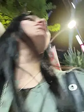 Snapshot of lunalovelee chatting on 1, 10, 2025 lunalovelee online show from 1, 10, 2025