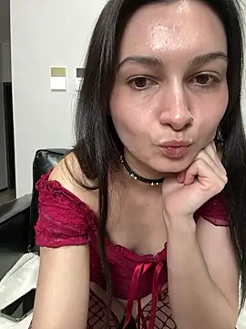 lunalovelee online show from 1, 4, 2026