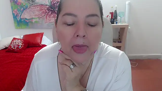 Snapshot of leonela_69 chatting on 10, 2, 2026 leonela 69 online show from 10, 2, 2026