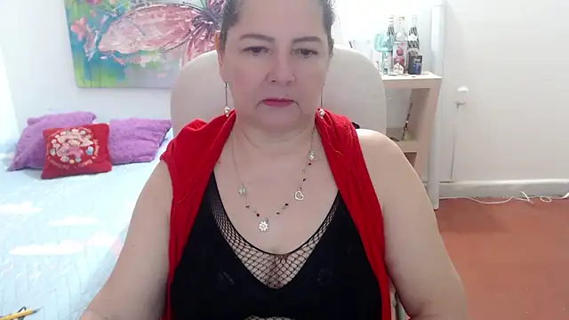 Snapshot of leonela_69 chatting on 4, 3, 2026 leonela 69 online show from 4, 3, 2026