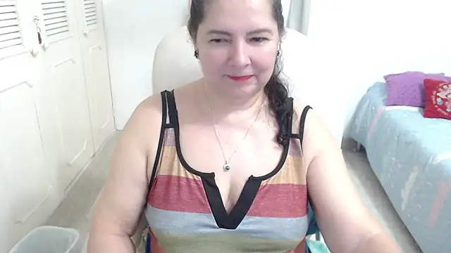 Snapshot of leonela_69 chatting on 21, 4, 2026 leonela 69 online show from 21, 4, 2026