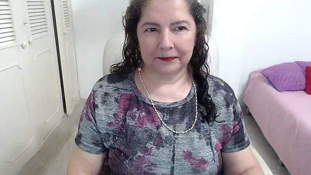 Snapshot of leonela_69 chatting on 27, 4, 2026 leonela 69 online show from 27, 4, 2026