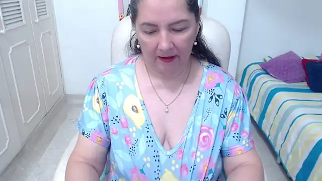 Snapshot of leonela_69 chatting on 18, 5, 2026 leonela 69 online show from 18, 5, 2026