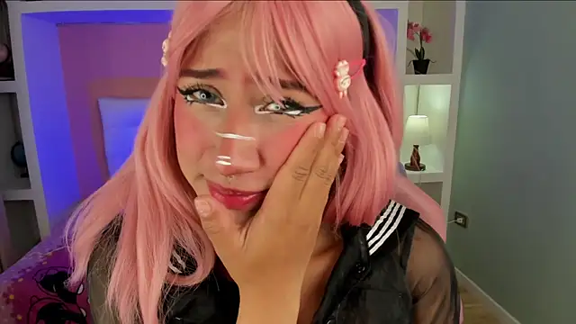 miss   megan online show from 19, 12, 2025