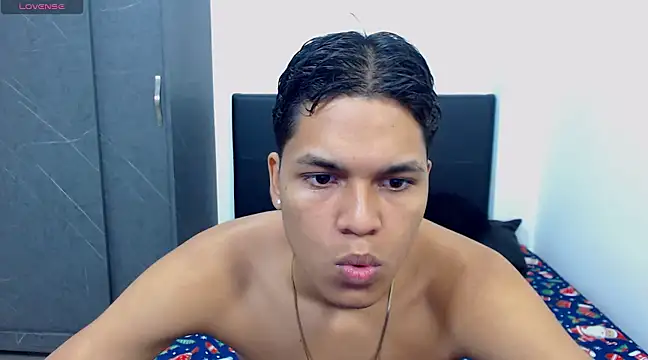 Snapshot of David_Gil19 chatting on 13, 3, 2025 David Gil19 online show from 13, 3, 2025