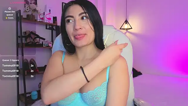 Snapshot of Miller_Vanessa_ chatting on 6, 10, 2025 Miller Vanessa  online show from 6, 10, 2025