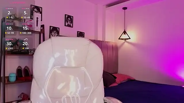 Miller Vanessa  online show from 3, 11, 2025