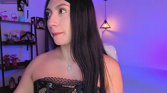 Snapshot of Miller_Vanessa_ chatting on 8, 4, 2026 Miller Vanessa online show from 8, 4, 2026