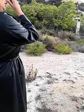 Mona Plus online show from 4, 10, 2025