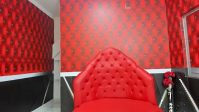 Layla palmer online show from 13, 2, 2025