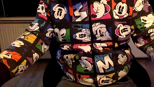 Snapshot of Bleueyez007 chatting on 14, 2, 2025 Bleueyez007 online show from 14, 2, 2025