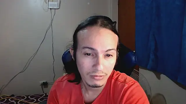 Snapshot of cholitohermoso chatting on 23, 3, 2025 cholitohermoso online show from 23, 3, 2025