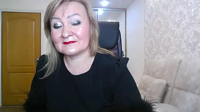 Victoria secrets  online show from 13, 10, 2025