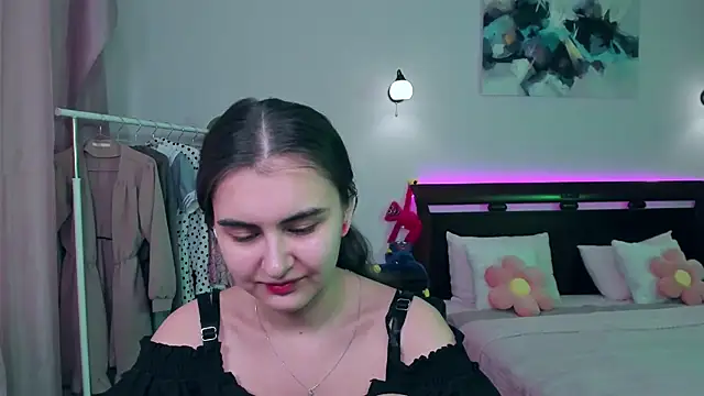 GabriellaMays online show from 1, 3, 2025