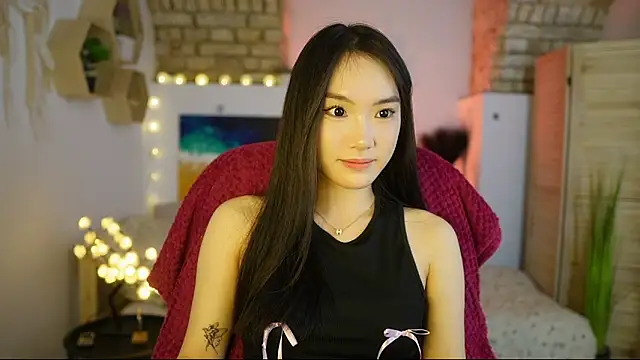 Snapshot of Allyah_Sky chatting on 1, 3, 2025 Allyah Sky online show from 1, 3, 2025