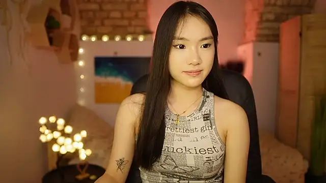 Snapshot of Allyah_Sky chatting on 15, 3, 2025 Allyah Sky online show from 15, 3, 2025