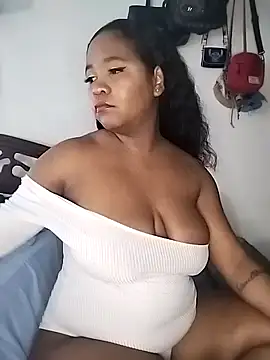 Snapshot of lilithathenea chatting on 2, 10, 2025 lilithathenea online show from 2, 10, 2025