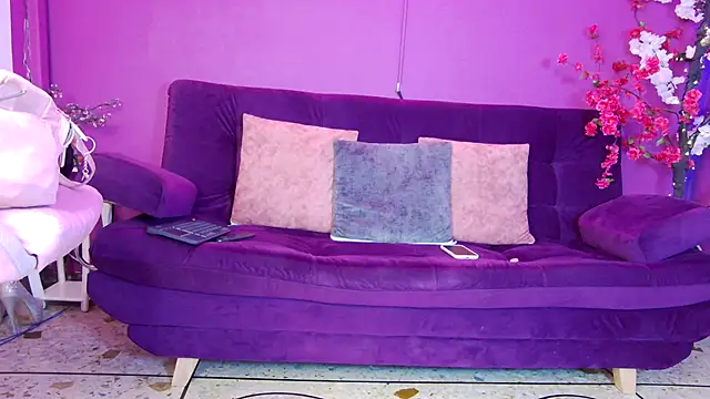 Arii moon online show from 18, 11, 2025