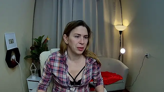 TessaDaybreak online show from 22, 2, 2026