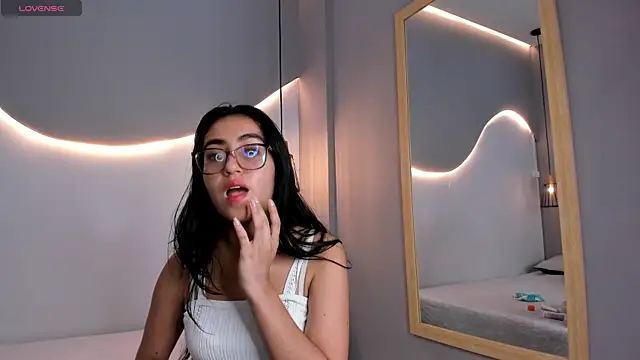 lucelly 15 online show from 5, 10, 2025